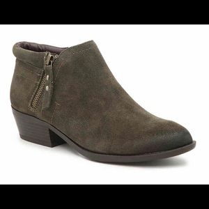 White Mountain Delaney booties